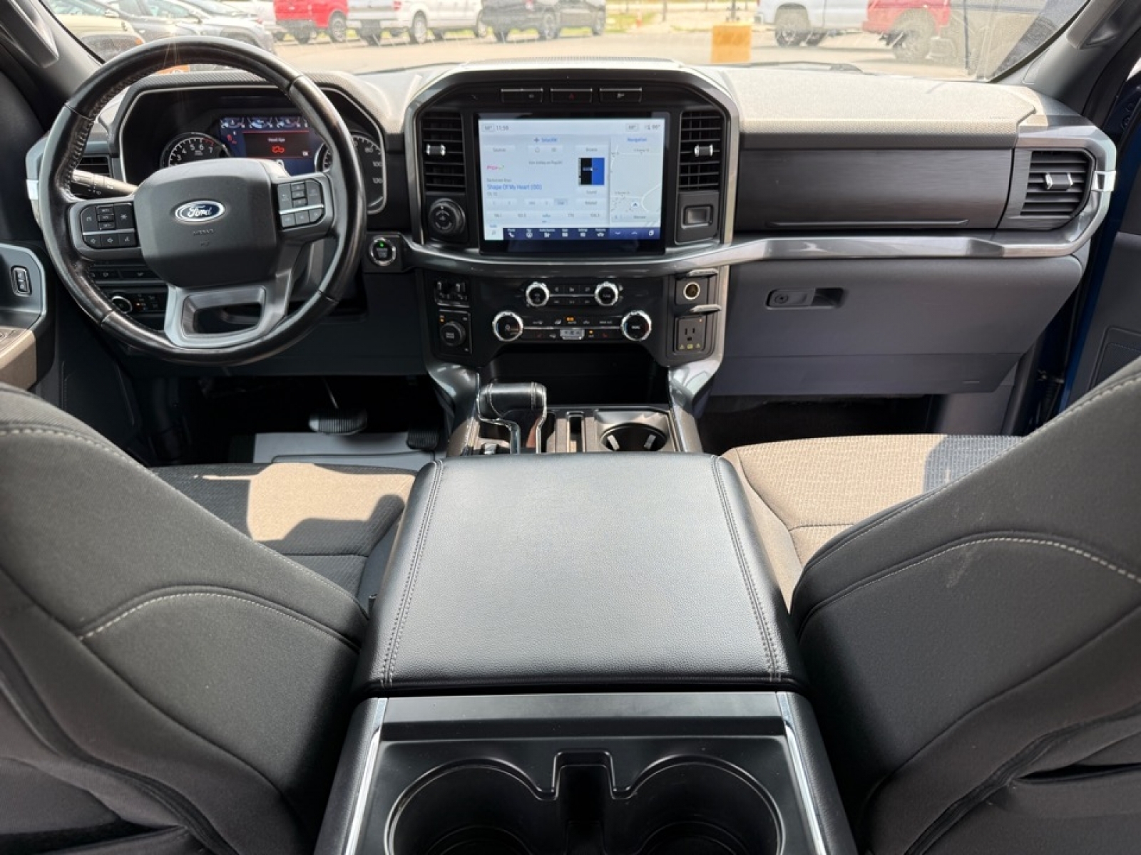 2022 Ford F-150 XLT photo 19
