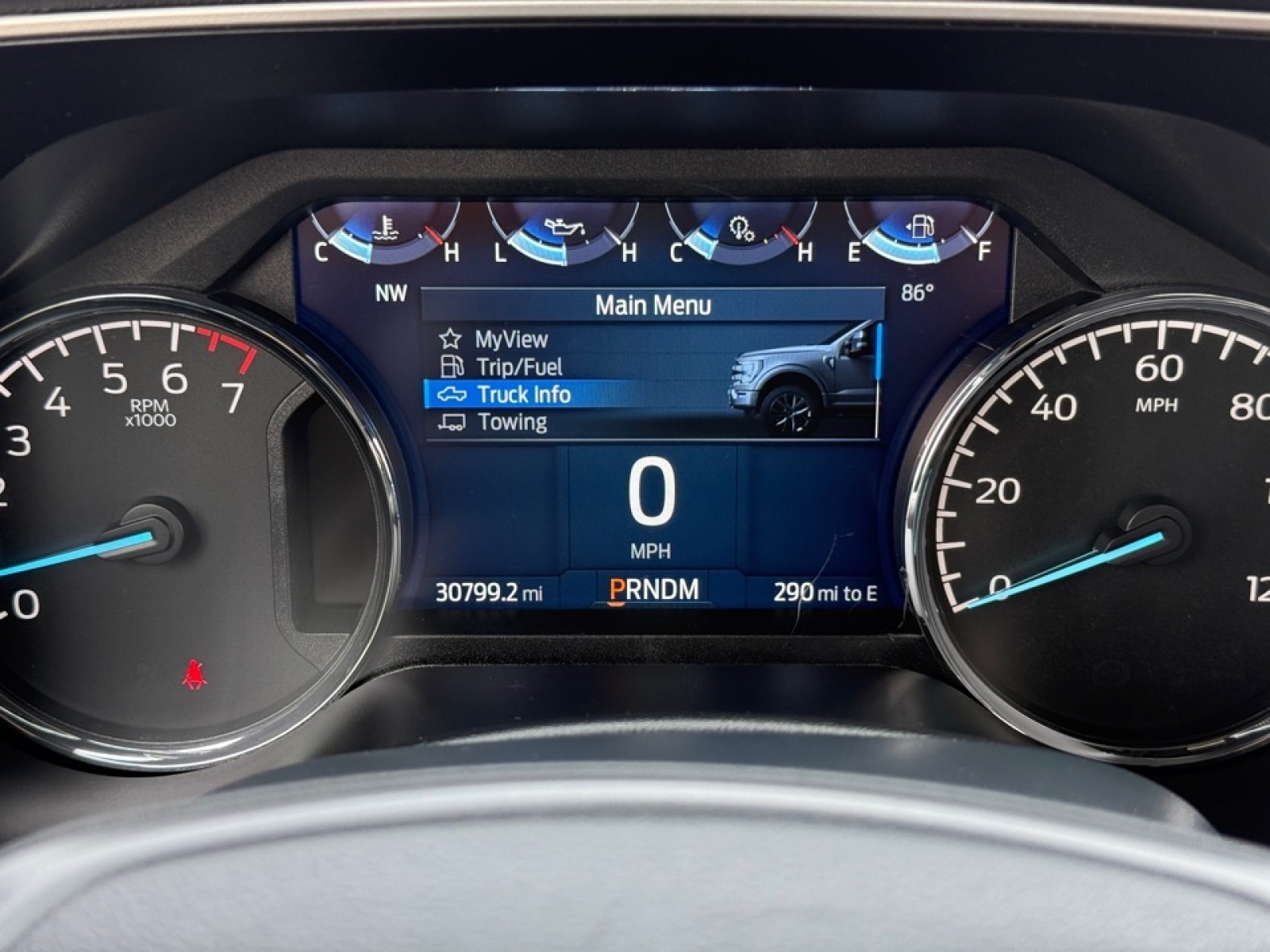 2022 Ford F-150 XLT photo 22