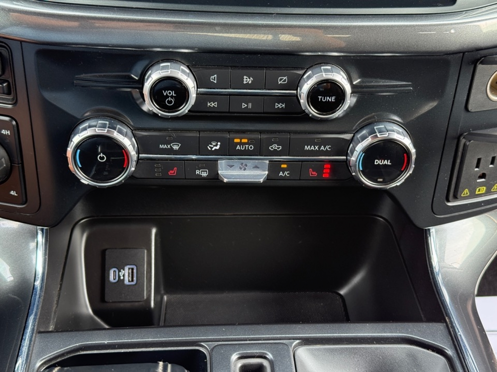 2022 Ford F-150 XLT photo 29