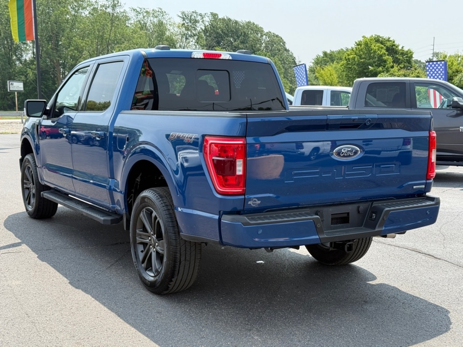 2022 Ford F-150 XLT photo 6