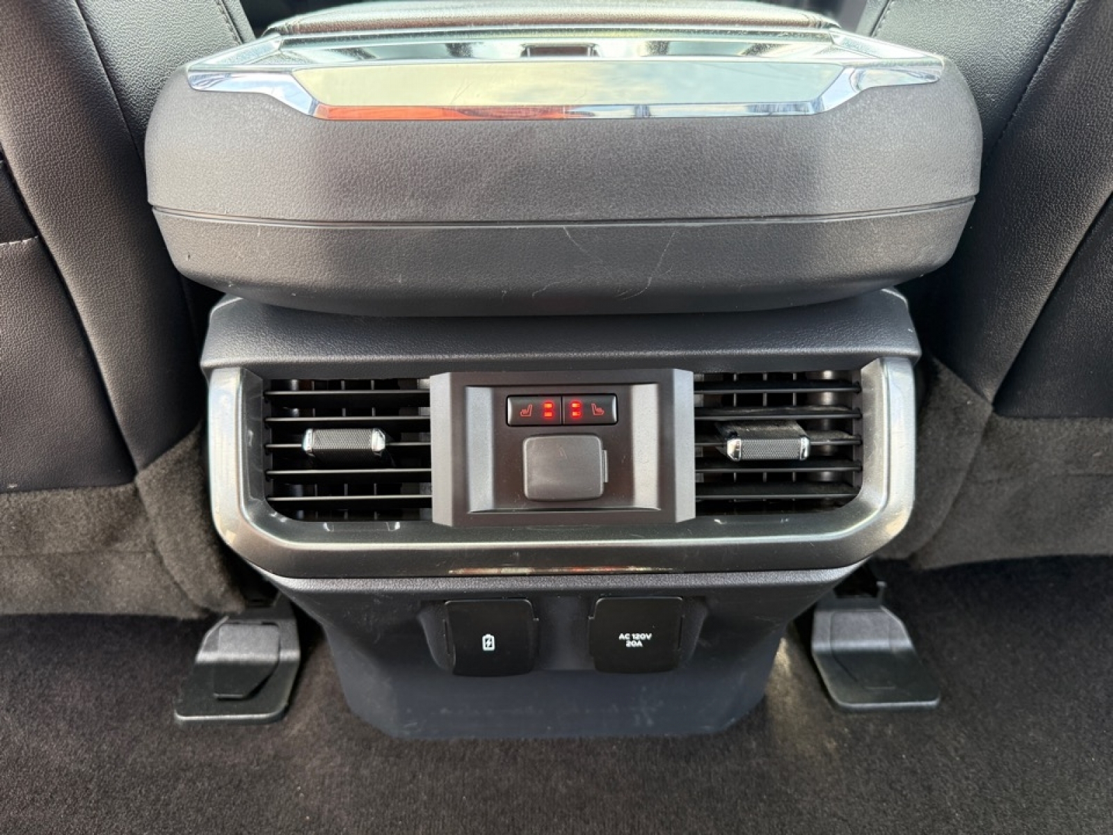 2022 Ford F-150 Lariat photo 30