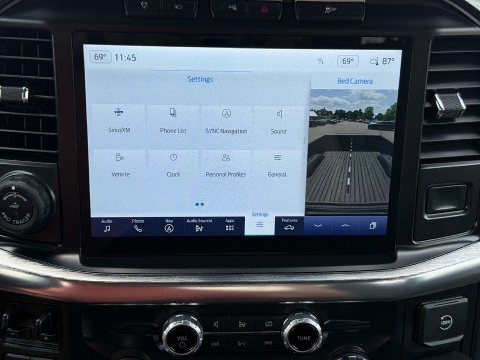 2022 Ford F-150 Lariat photo 22