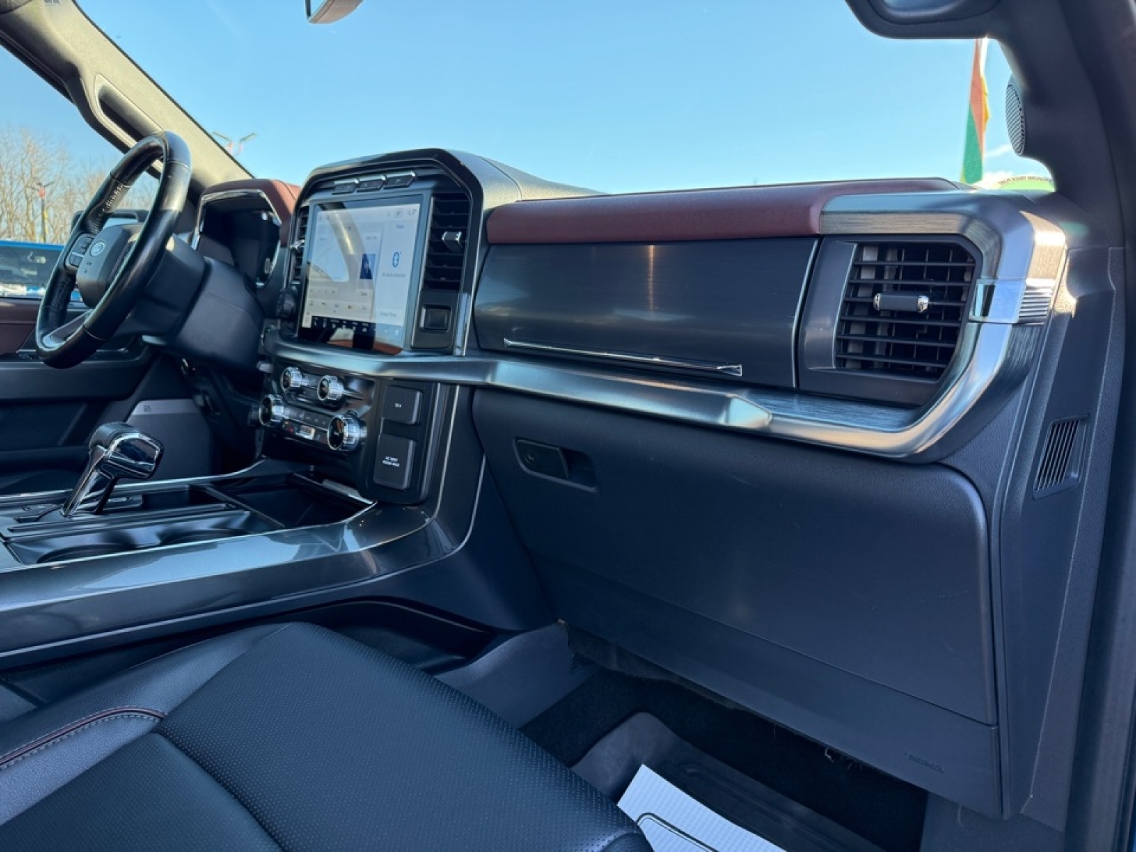2022 Ford F-150 Lariat, 39133, Photo
