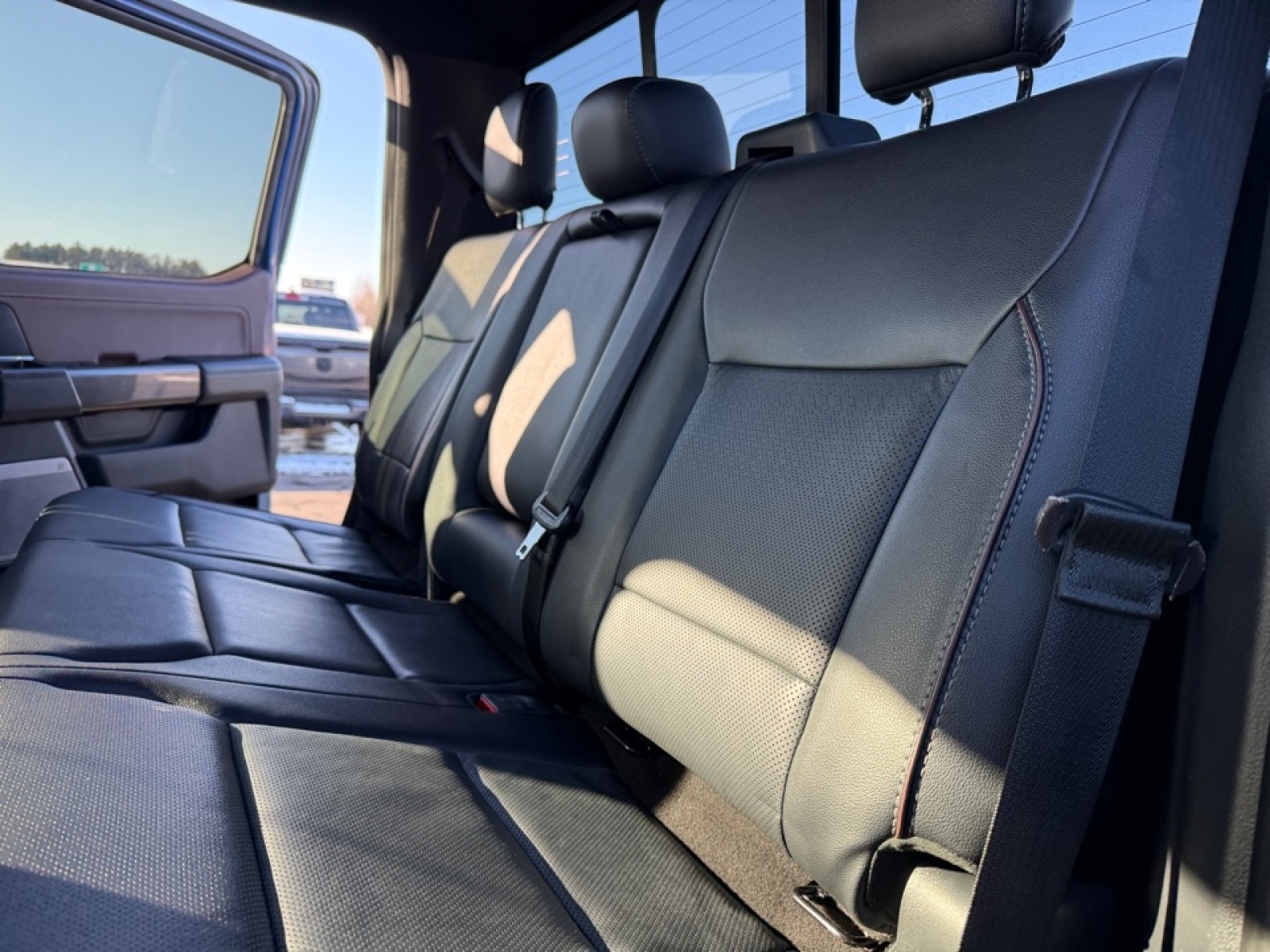 2022 Ford F-150 Lariat, 39133, Photo