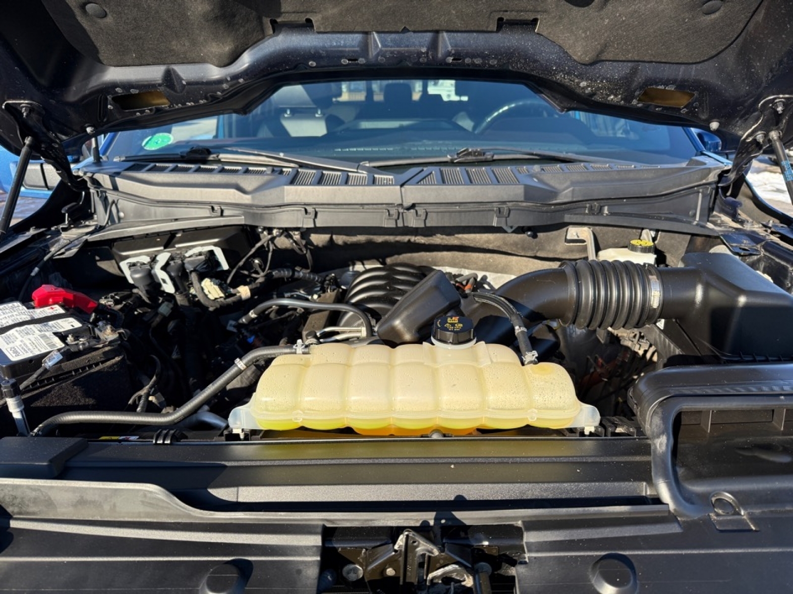 2022 Ford F-150 Lariat, 39133, Photo