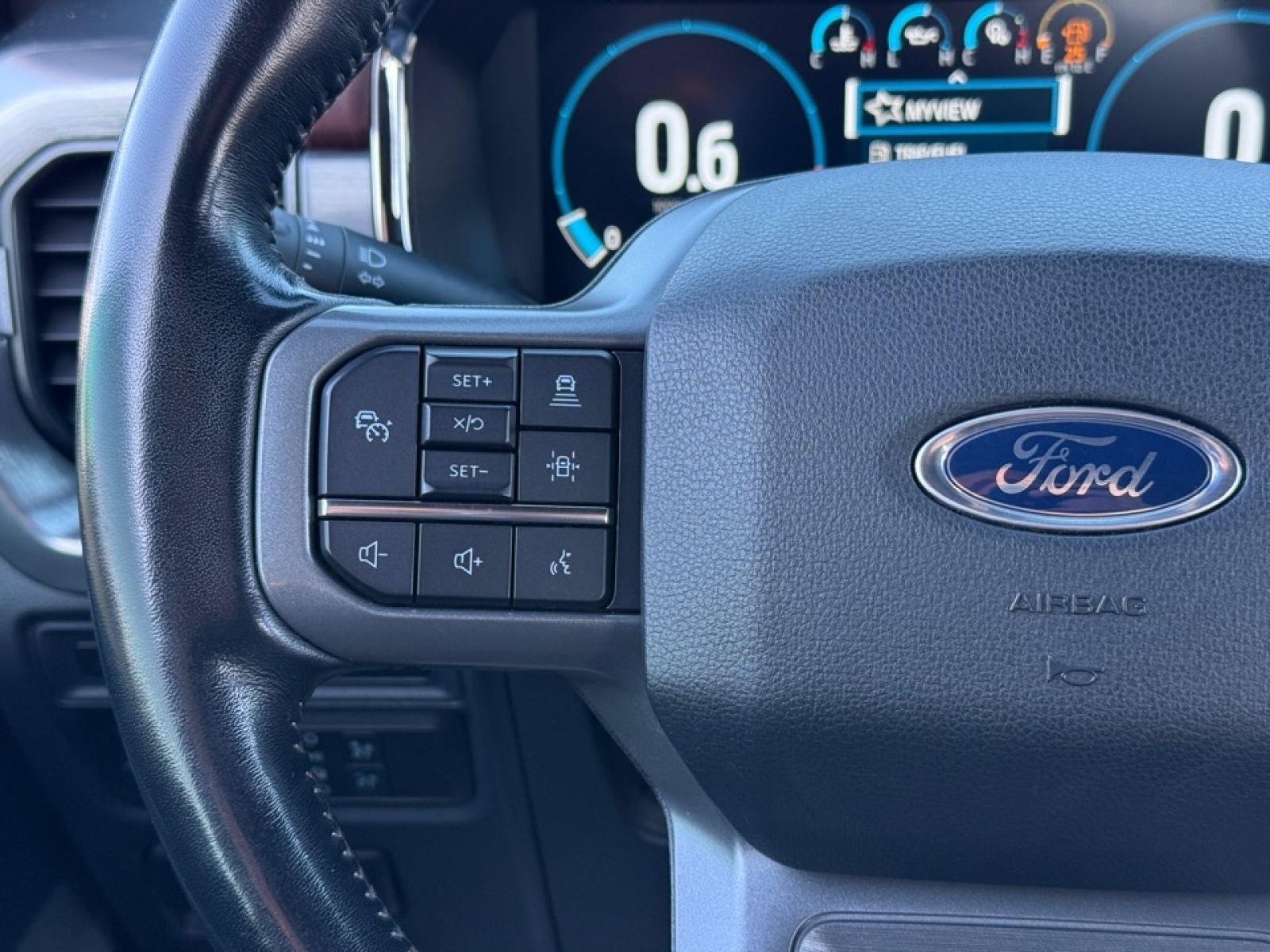 2022 Ford F-150 Lariat, 39133, Photo