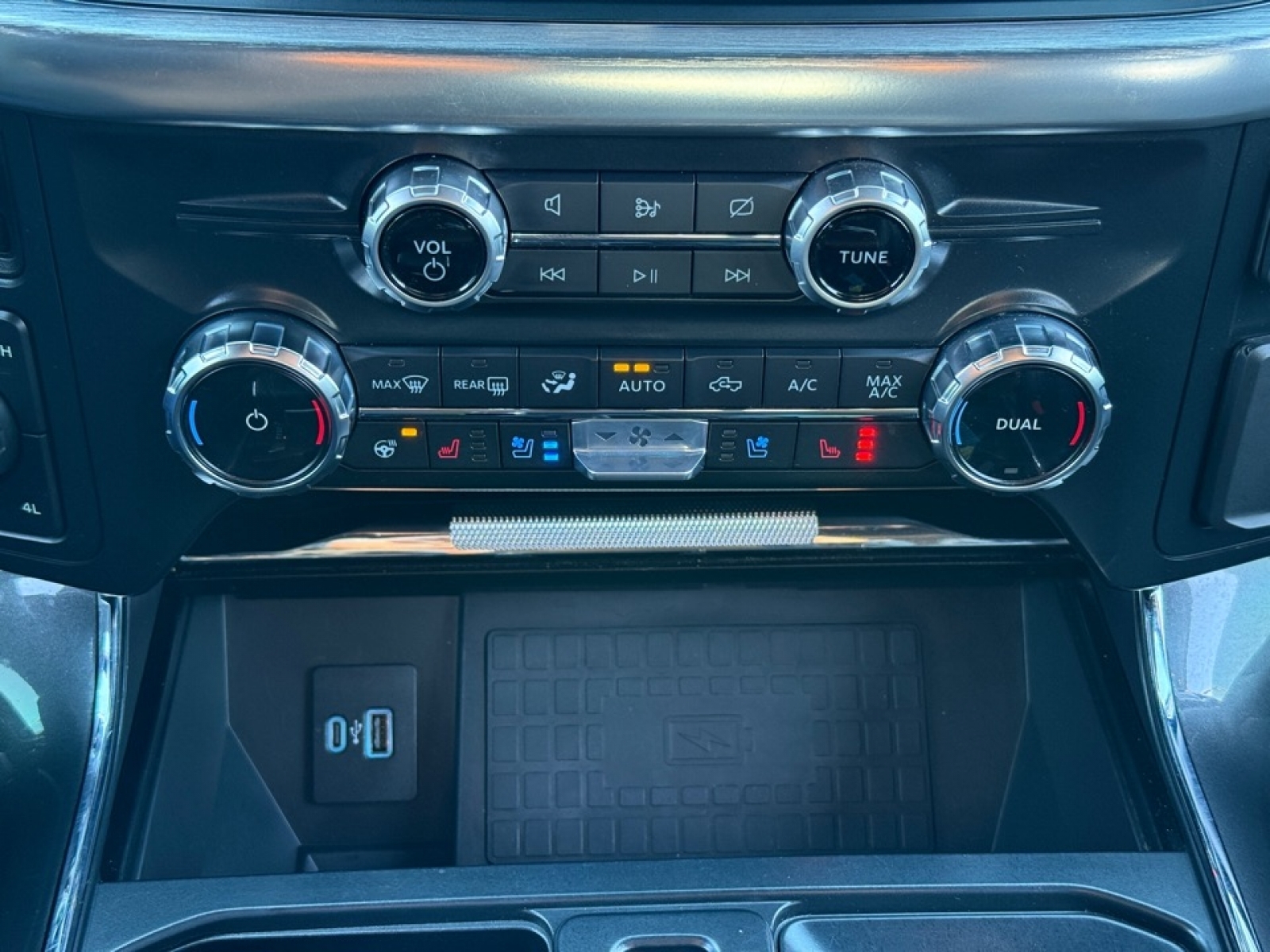 2022 Ford F-150 Lariat, 39133, Photo