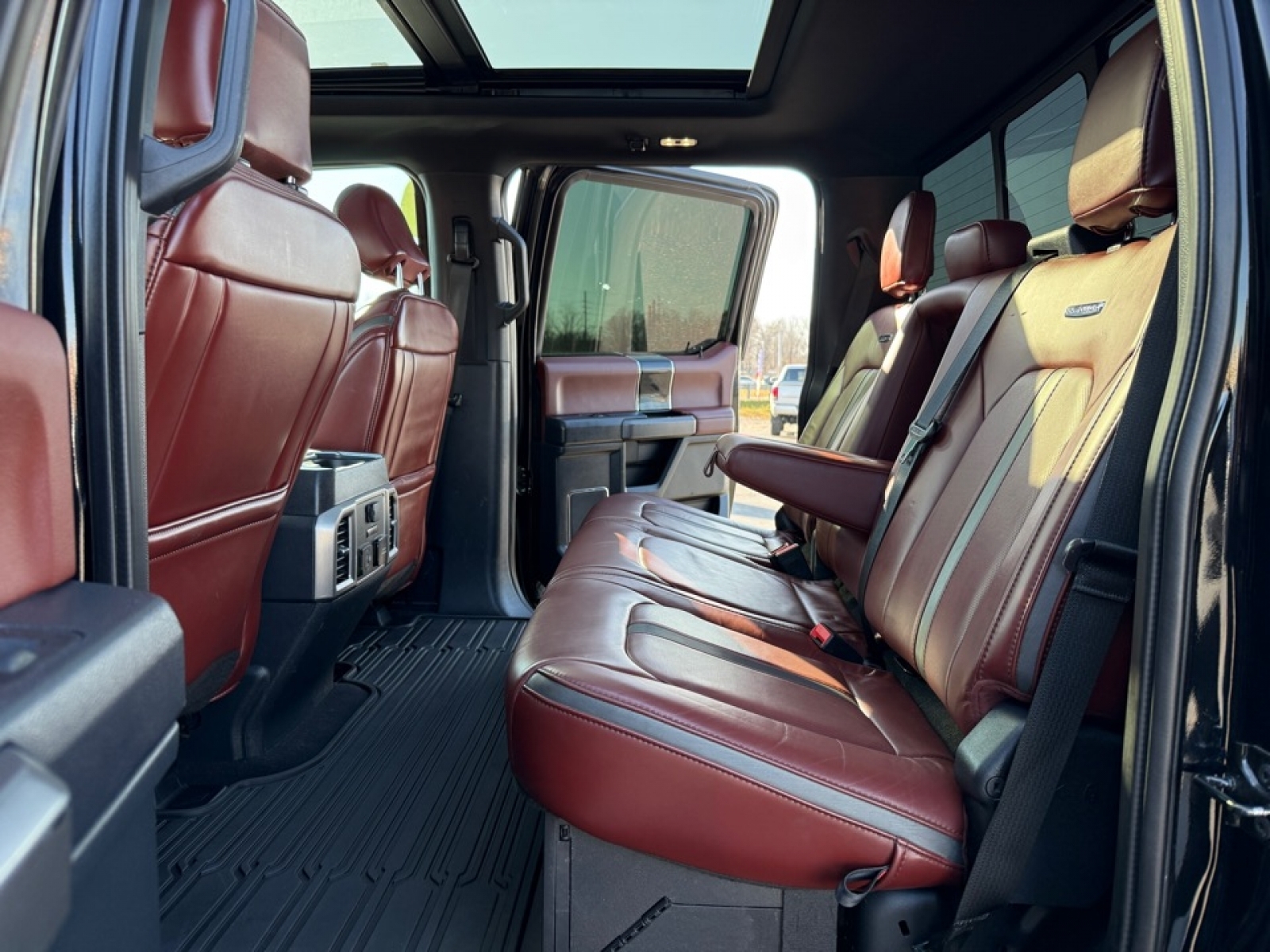 2022 Ford F-250 Platinum, 39143, Photo