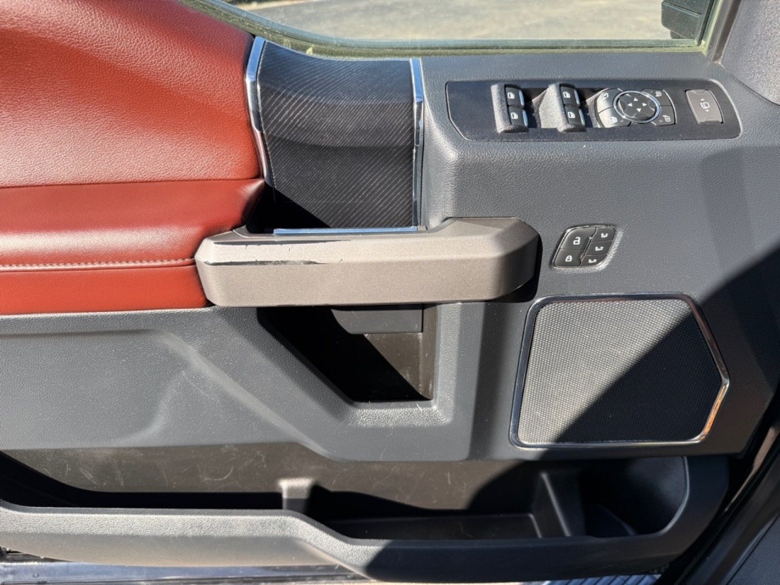 2022 Ford F-250 Platinum, 39143, Photo