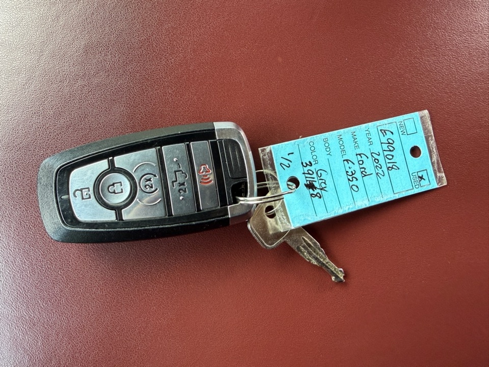 2022 Ford F-350 Platinum, 39118, Photo