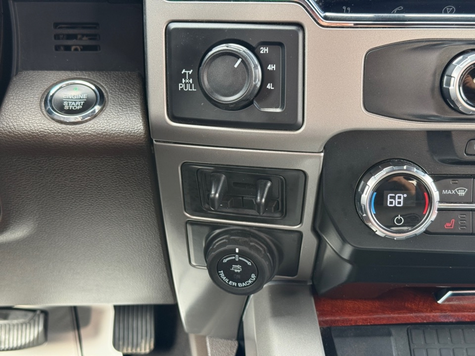 2022 Ford F-350 King Ranch, 39140, Photo