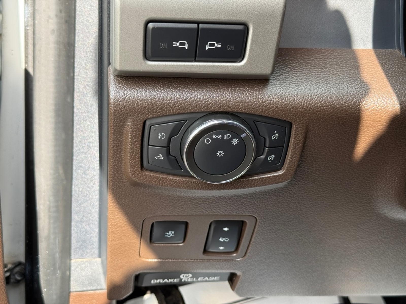 2022 Ford F-350 King Ranch, 39140, Photo