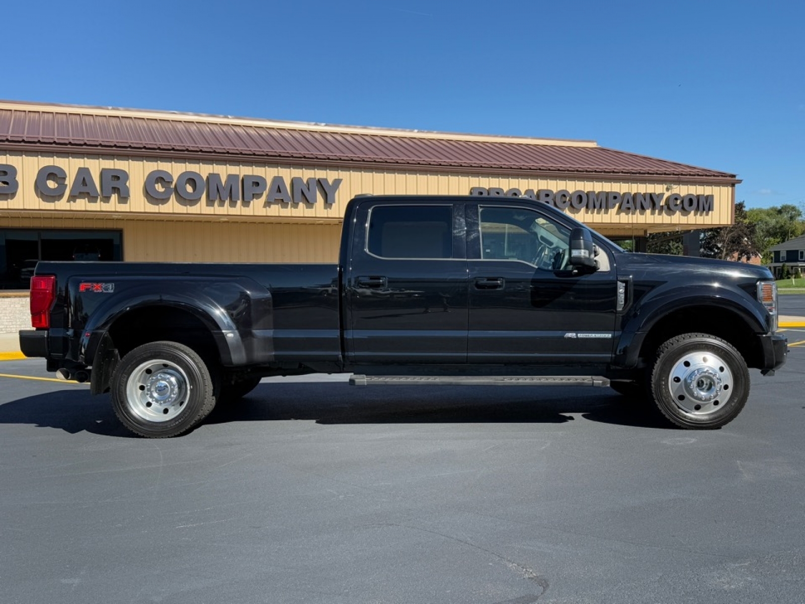 2022 Ford F-450 LARIAT, 38928, Photo