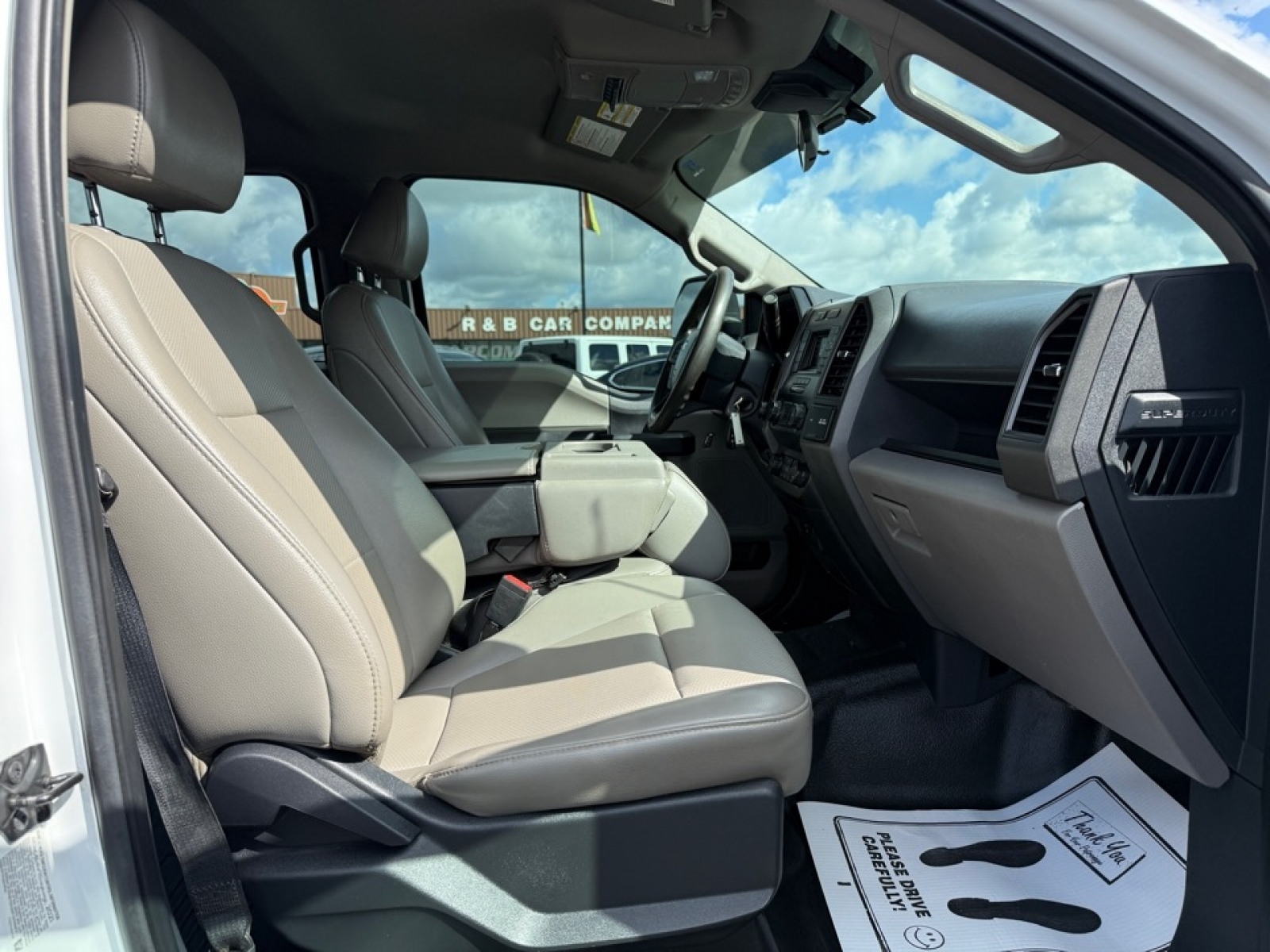 2022 Ford F-550 XL photo 9