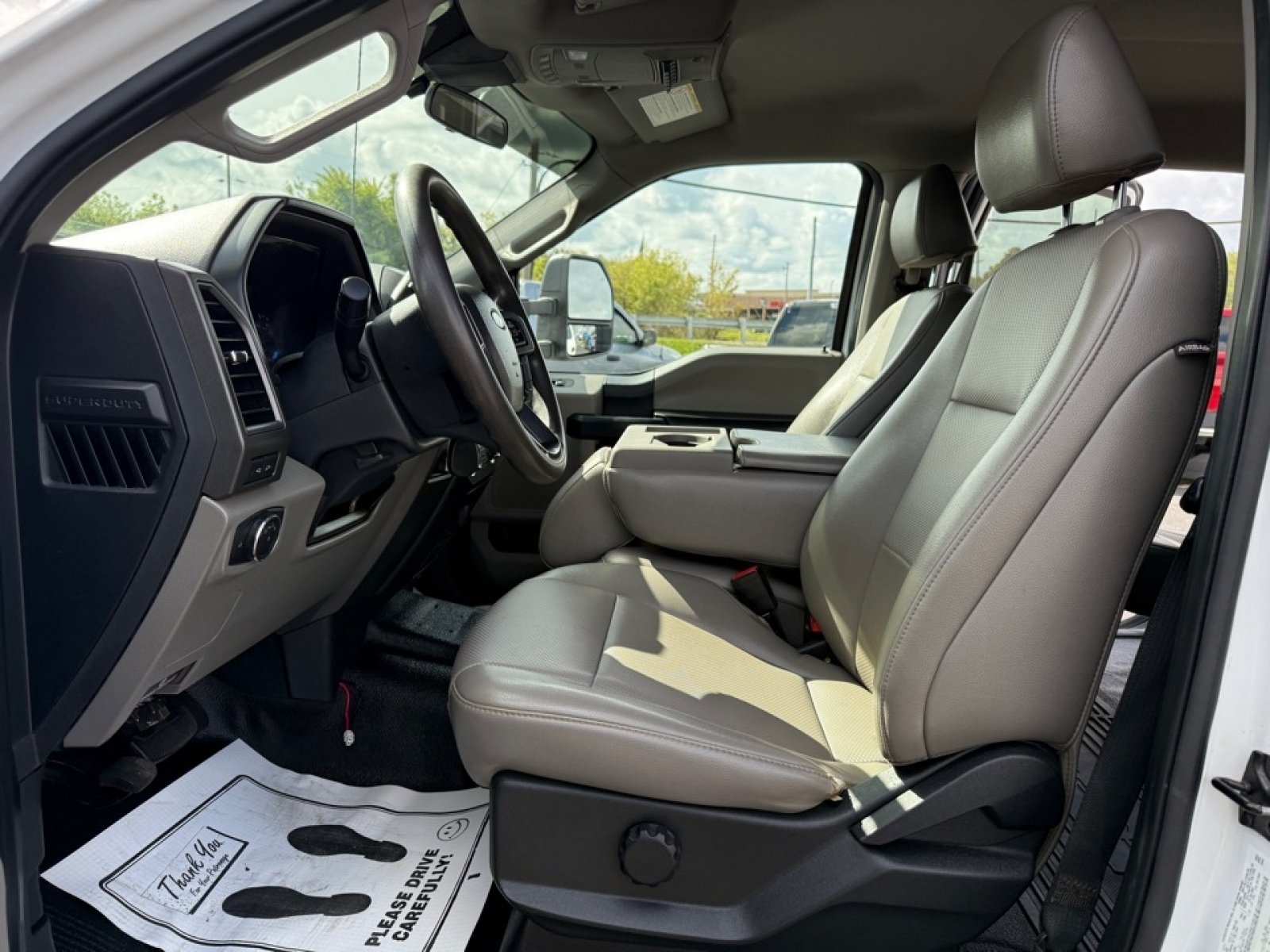 2022 Ford F-550 XL photo 11