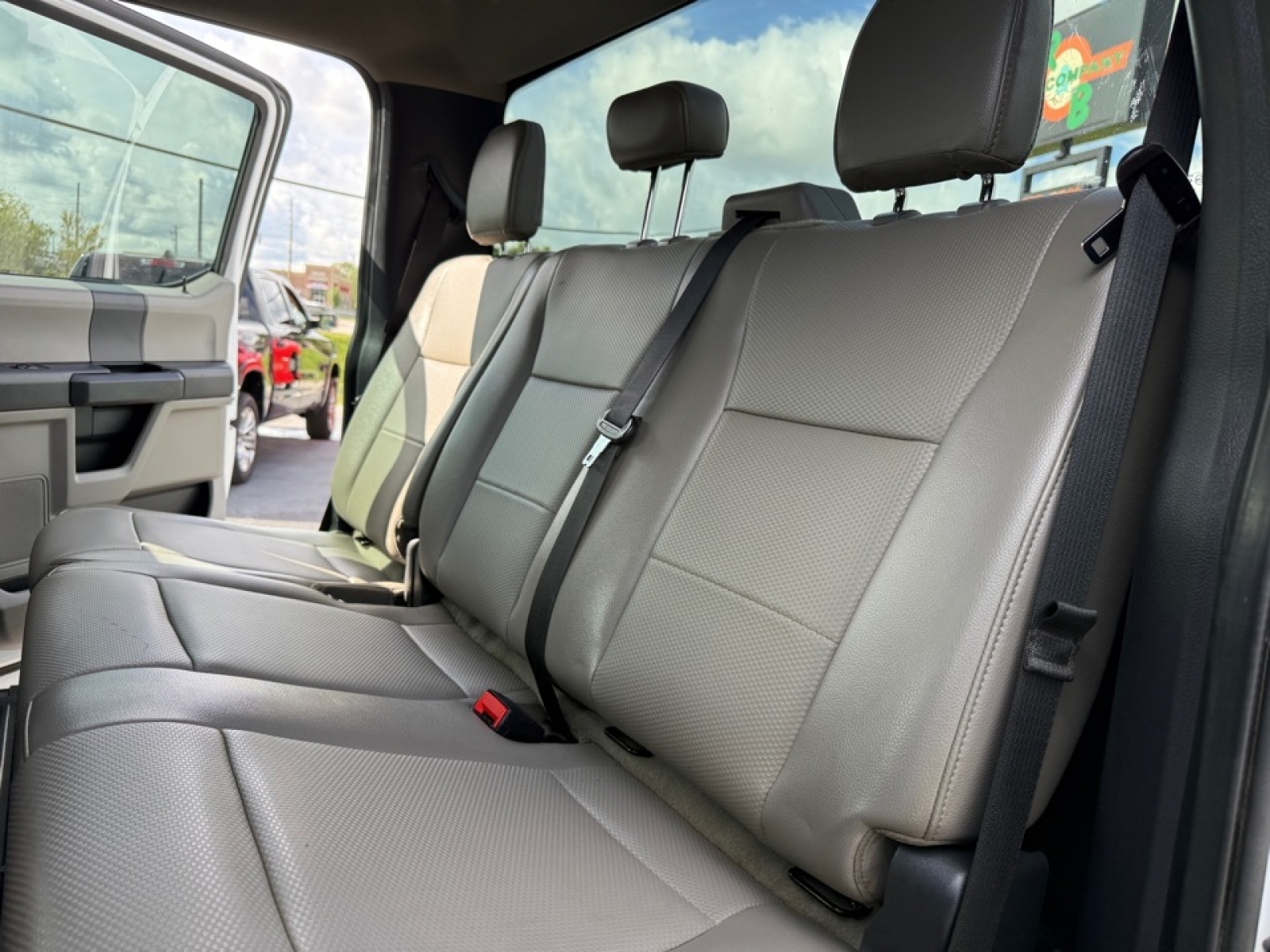 2022 Ford F-550 XL photo 15