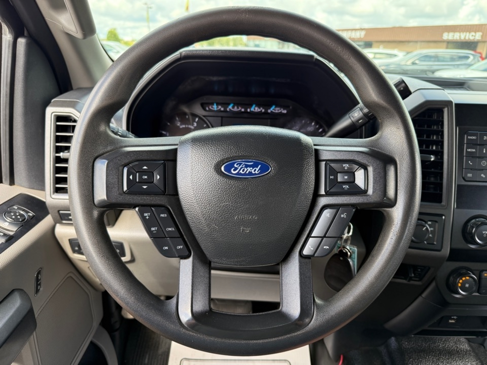 2022 Ford F-550 XL photo 25