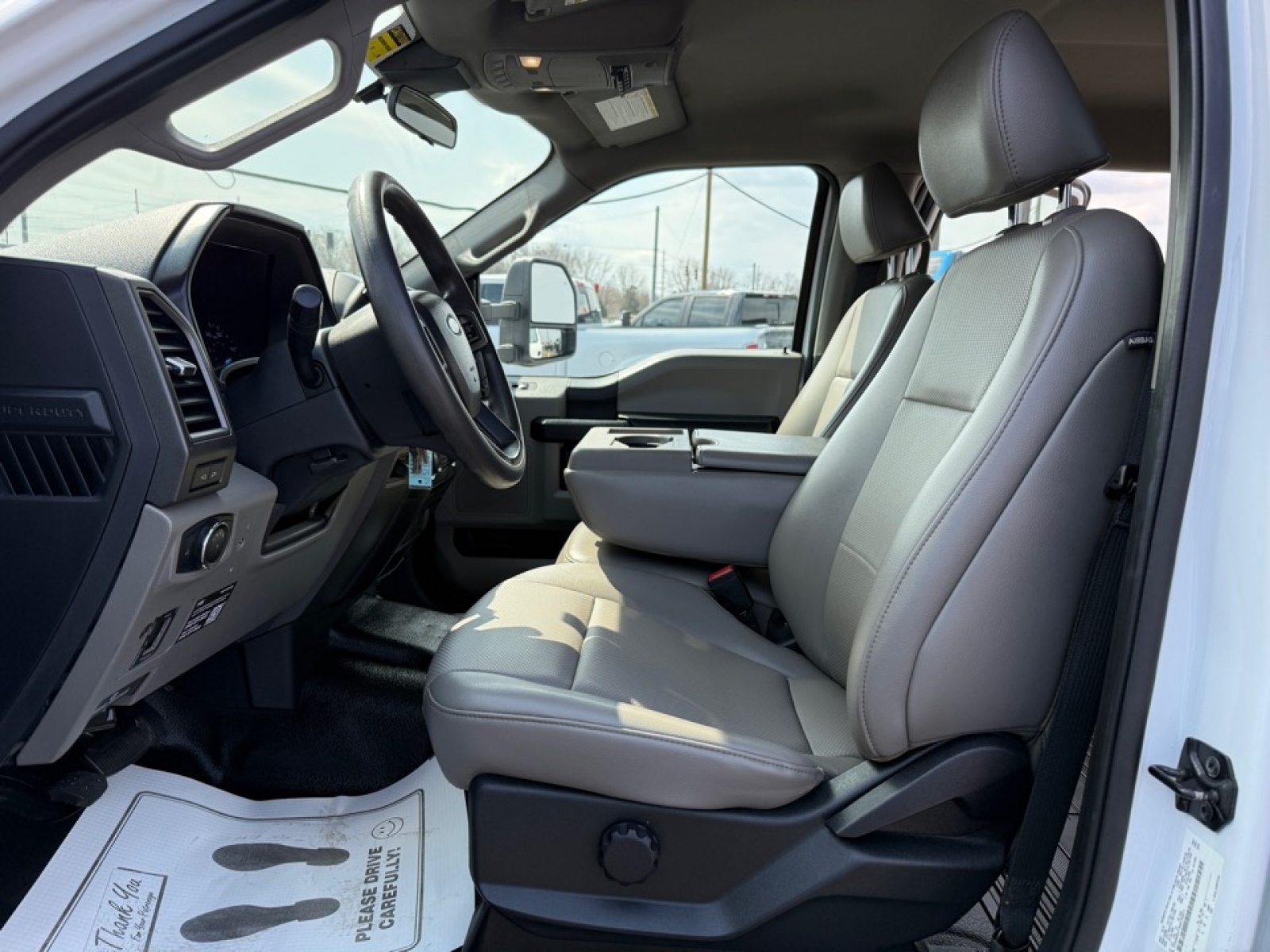 2022 Ford F-550 Chassis XL, 39671, Photo