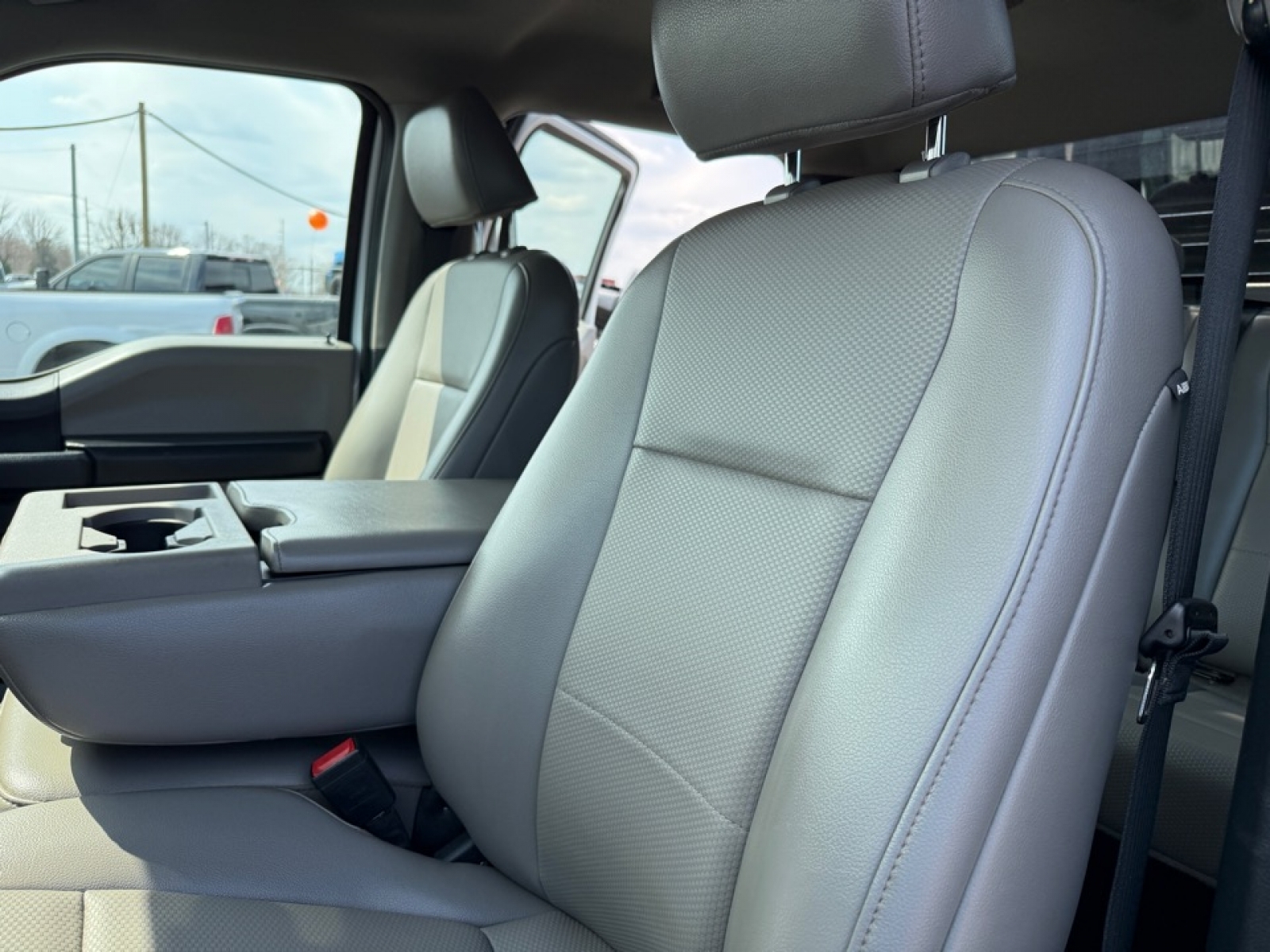 2022 Ford F-550 Chassis XL, 39671, Photo