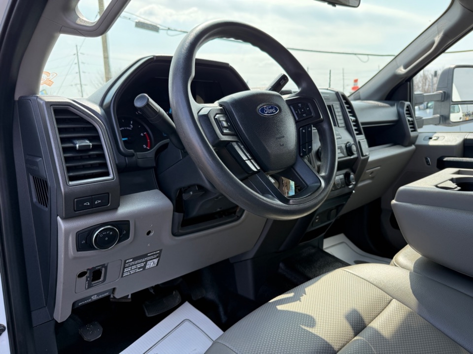 2022 Ford F-550 Chassis XL, 39671, Photo