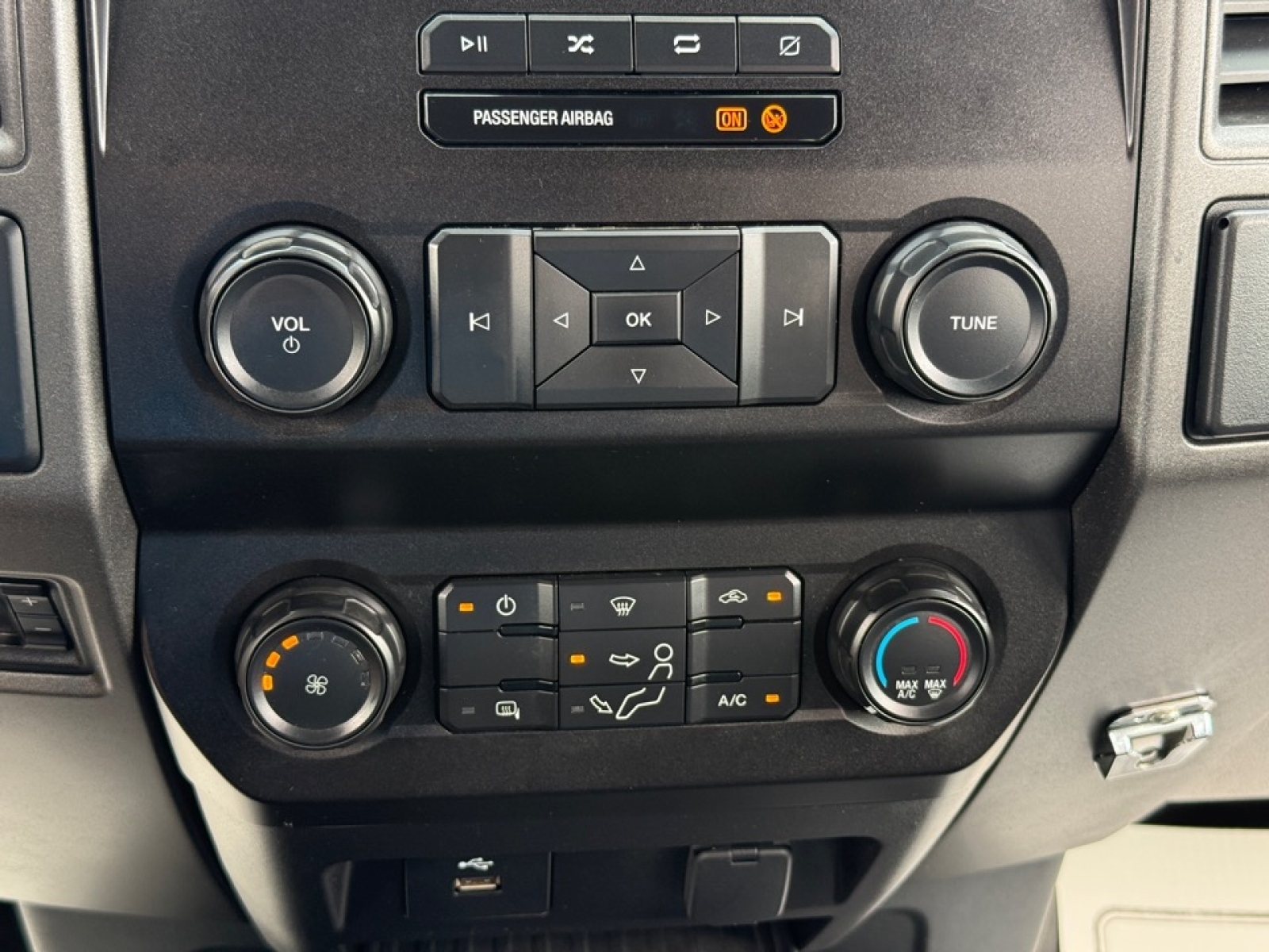 2022 Ford F-550 Chassis XL, 39671, Photo