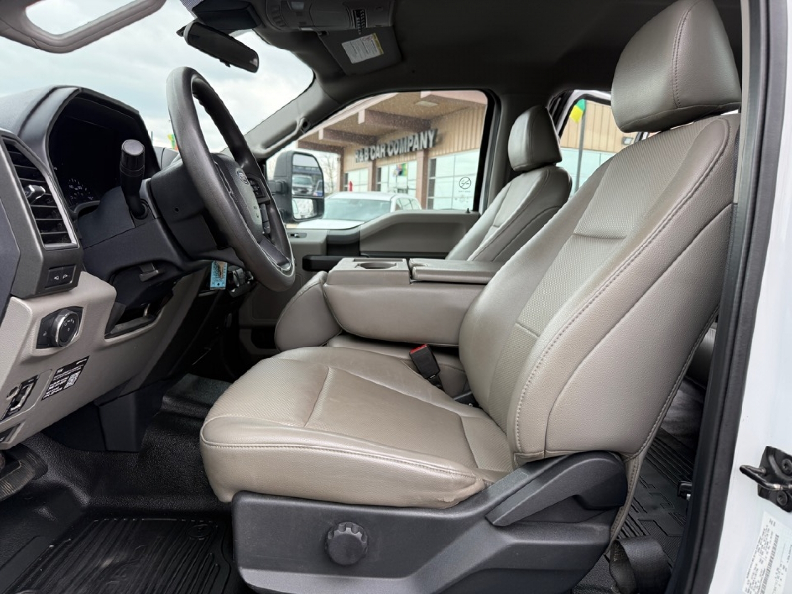 2022 Ford F-550 Chassis XL, 39730, Photo