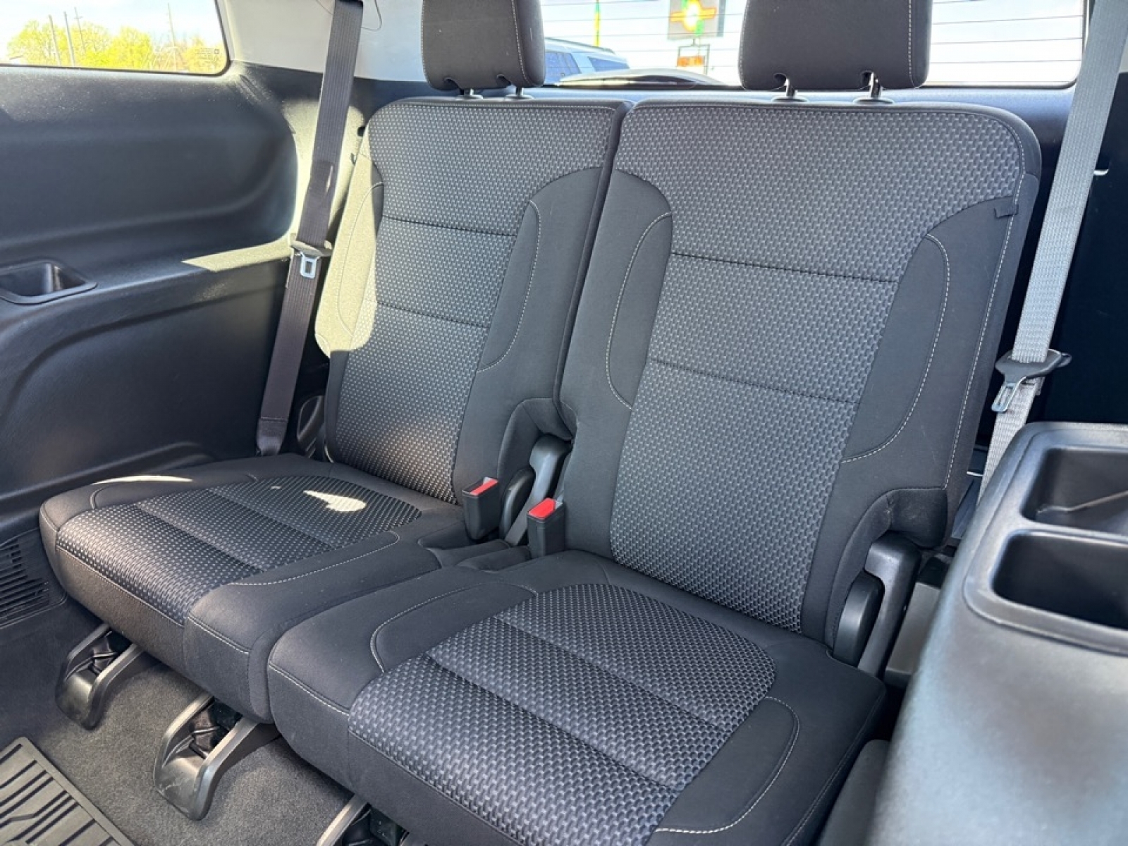 2022 GMC Acadia AWD SLE, 39775, Photo