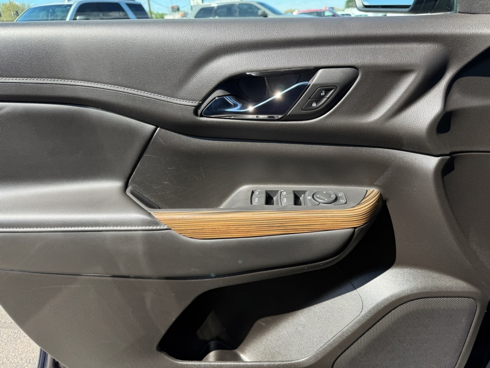 2022 GMC Acadia AWD SLE, 39775, Photo