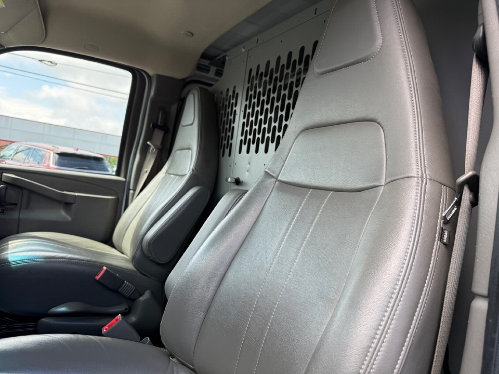 2022 GMC Savana Cargo RWD 2500 Regular Wheelbase Work Van, 39706, Photo