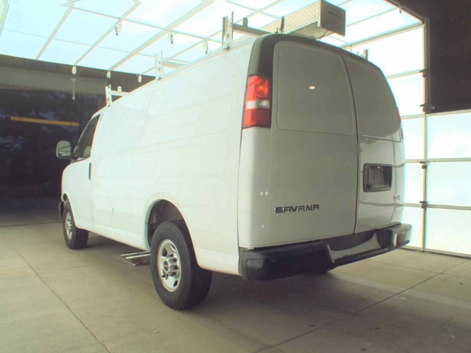 2022 GMC Savana Cargo RWD 2500 Regular Wheelbase Work Van, 39706, Photo