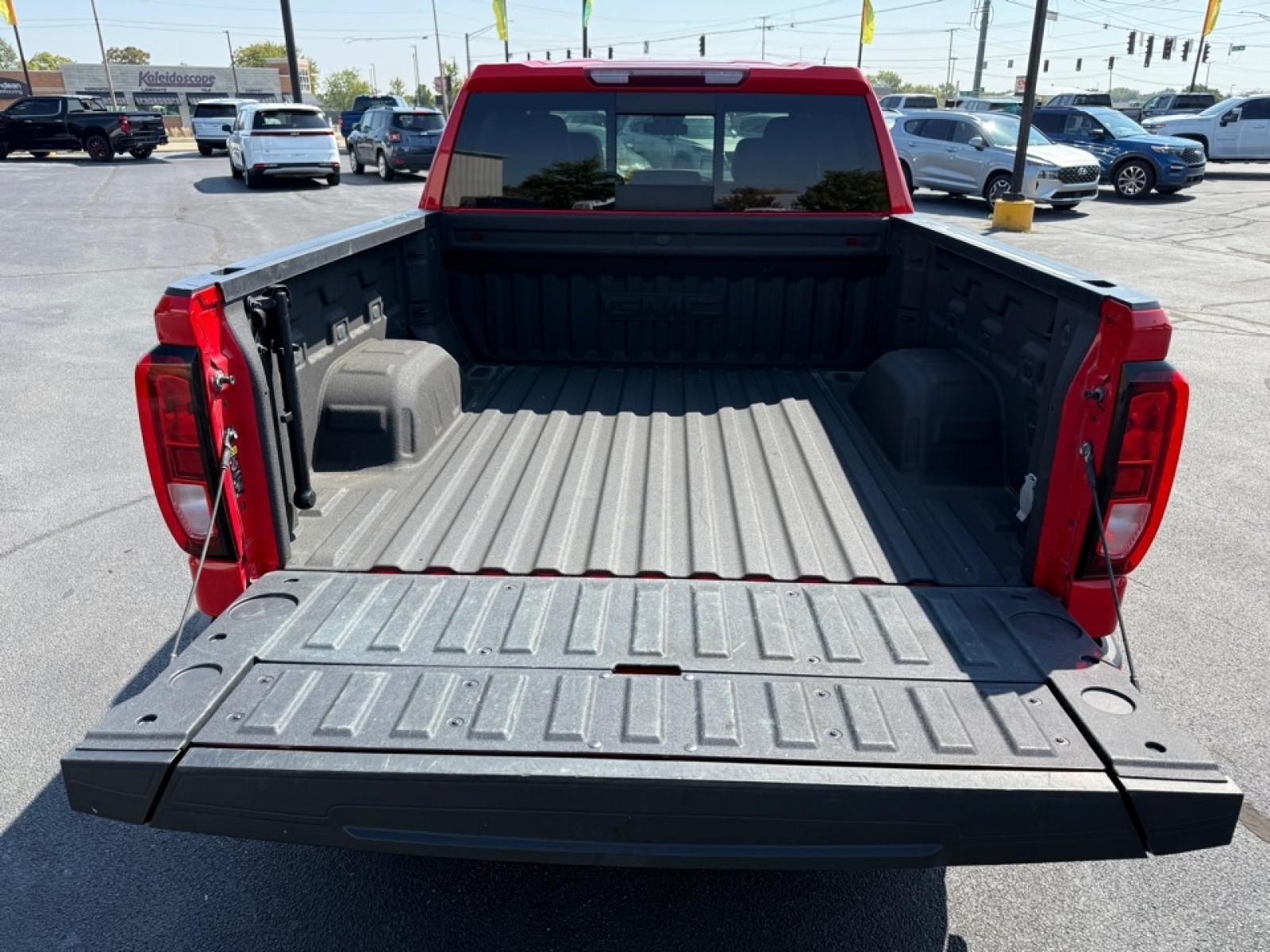 2022 GMC Sierra 1500 4WD Crew Cab Short Box Elevation with 3S, 38962, Photo