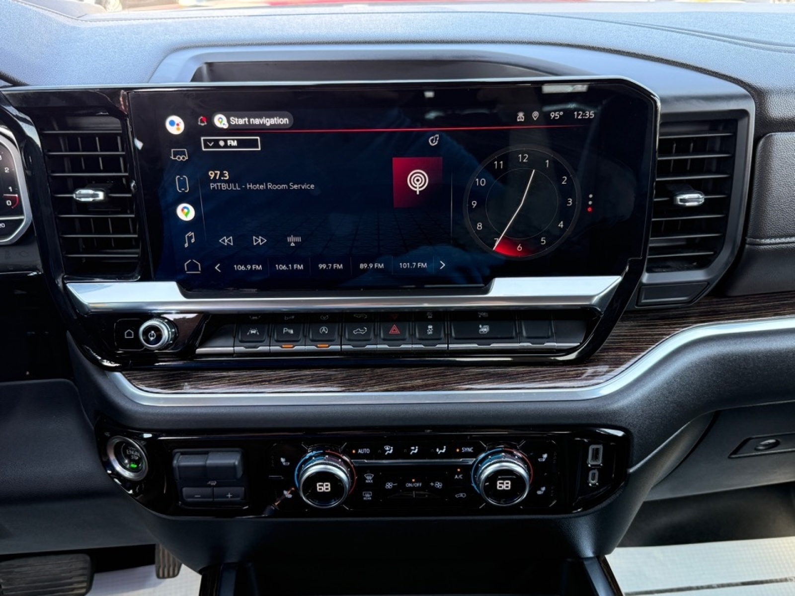 2022 GMC Sierra 1500 4WD Crew Cab Short Box Elevation with 3S, 38962, Photo