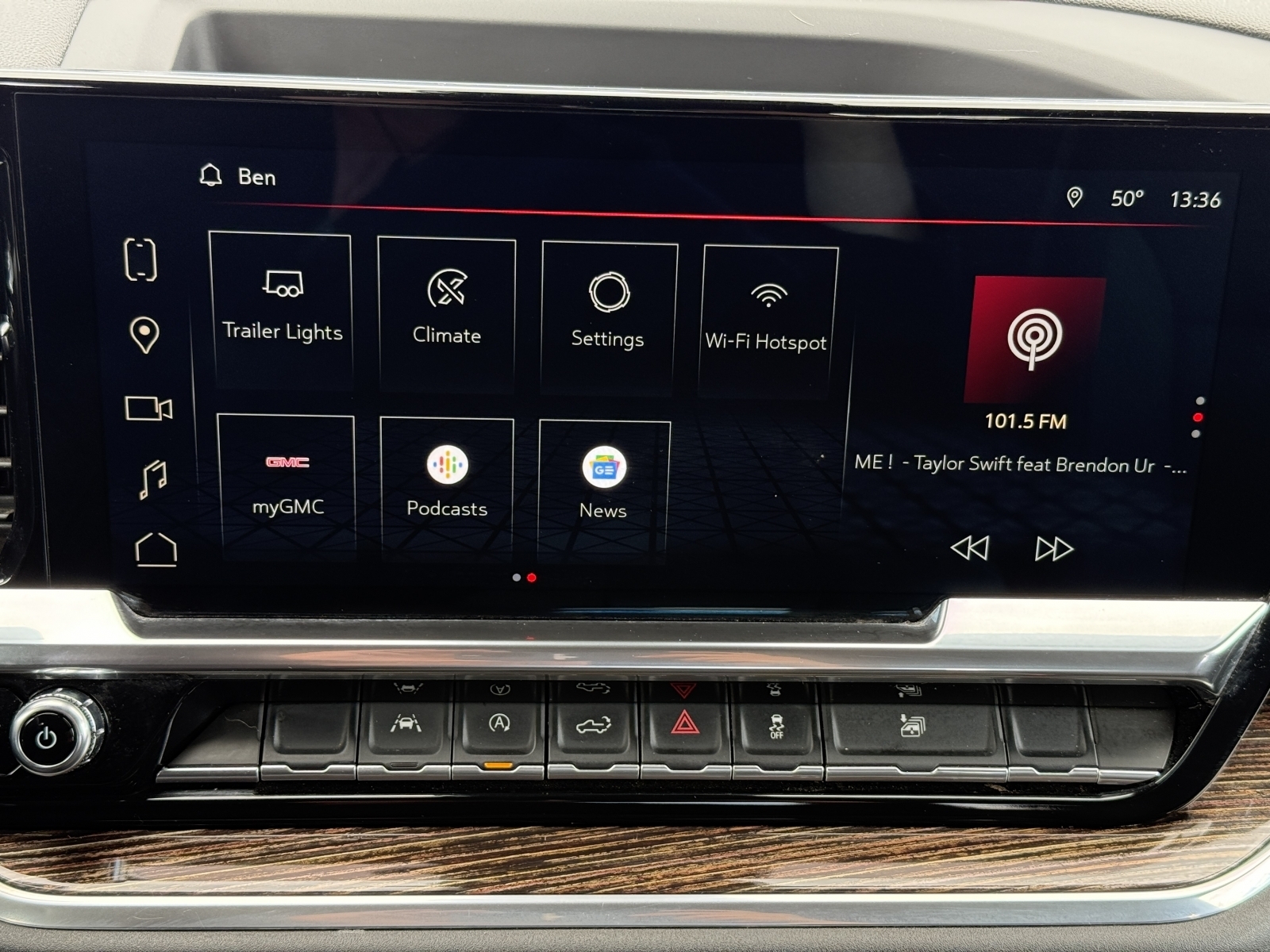 2022 GMC Sierra 1500 4WD Crew Cab Short Box SLE, 39072, Photo