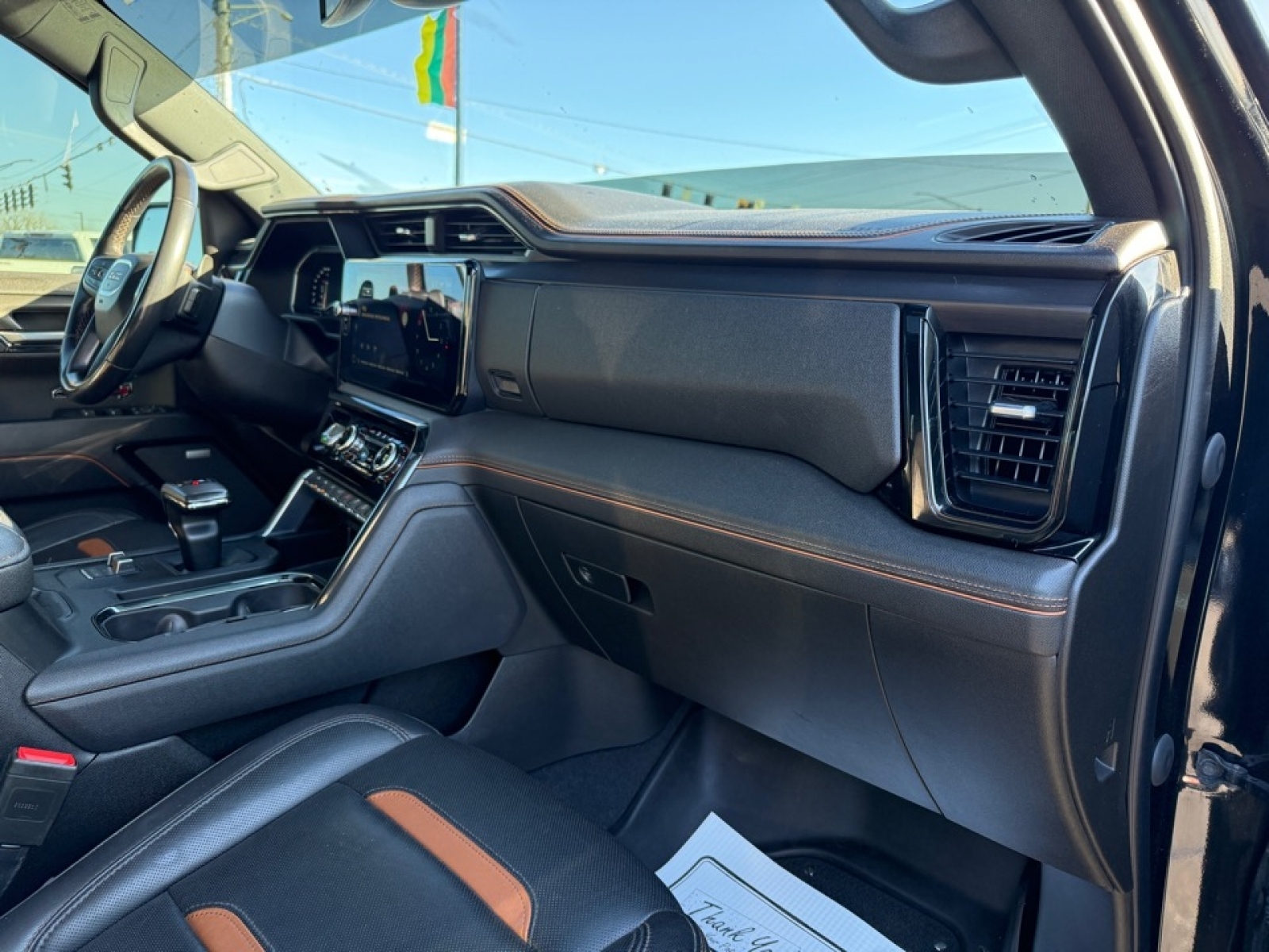 2022 GMC Sierra 1500 4WD Crew Cab Short Box AT4, 39135, Photo