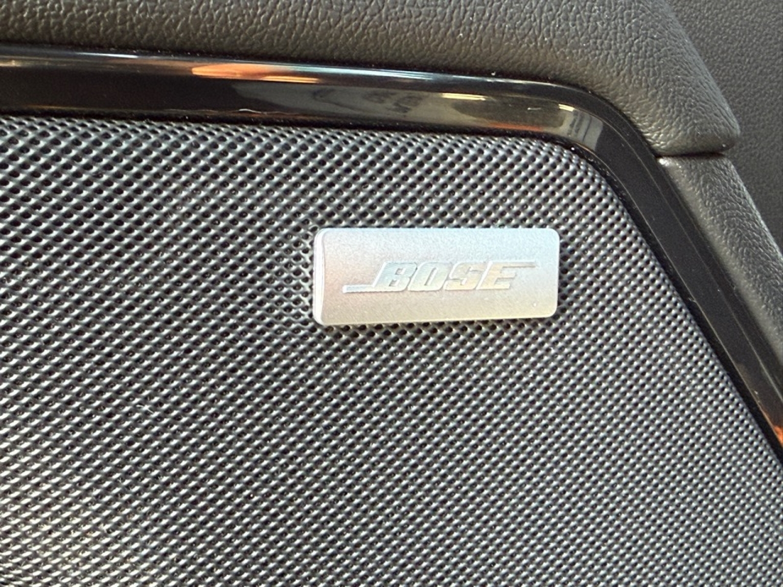 2022 GMC Sierra 1500 4WD Crew Cab Short Box AT4, 39135, Photo