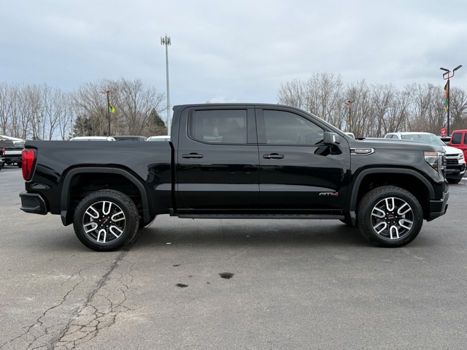 2022 GMC Sierra 1500 AT4, 39301, Photo