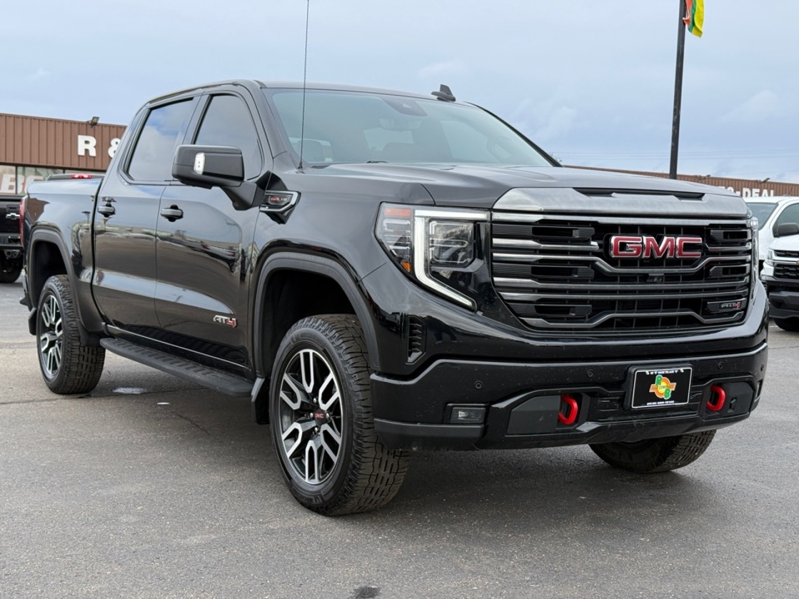 2022 GMC Sierra 1500 AT4, 39301, Photo