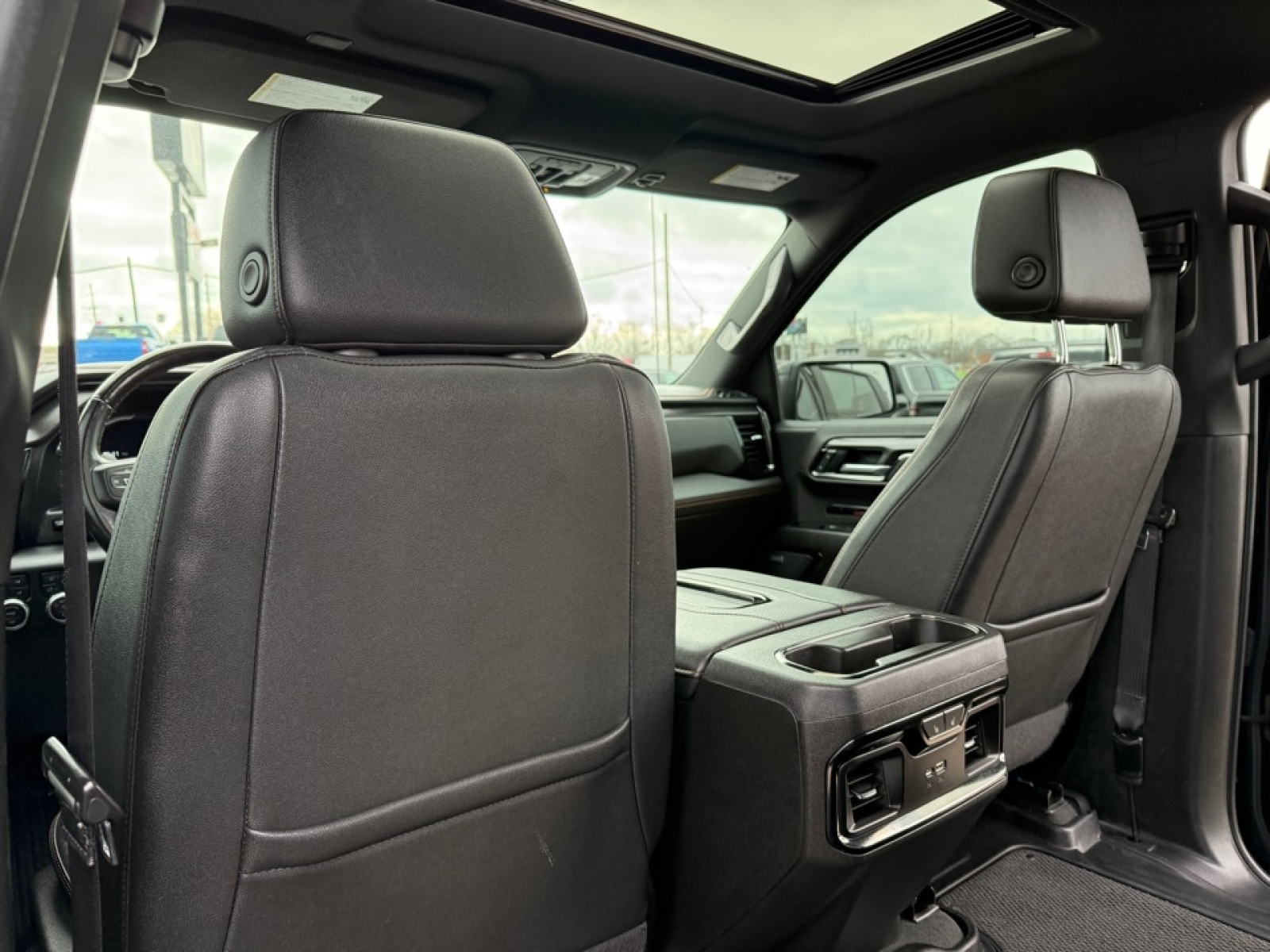 2022 GMC Sierra 1500 AT4, 39301, Photo