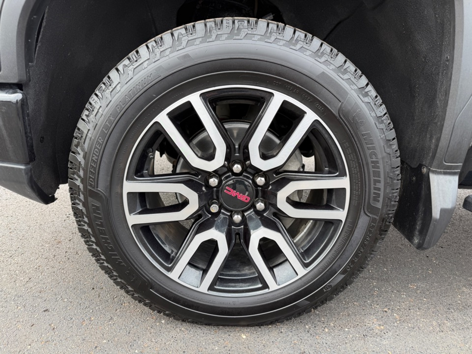 2022 GMC Sierra 1500 AT4, 39301, Photo