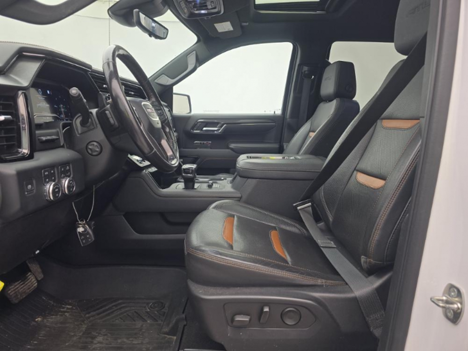 2022 GMC Sierra 1500 AT4, 39764, Photo