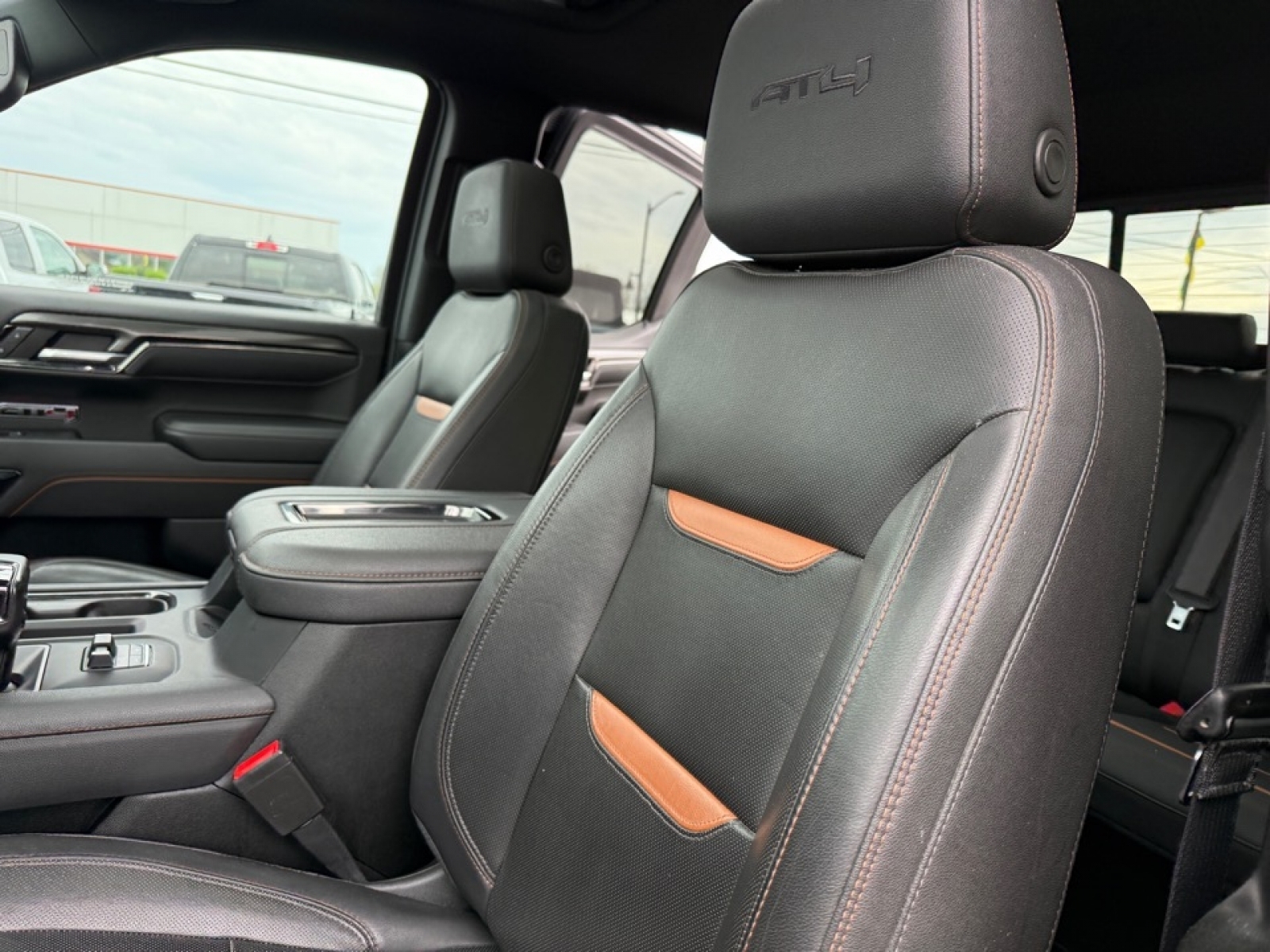 2022 GMC Sierra 1500 AT4, 39808, Photo