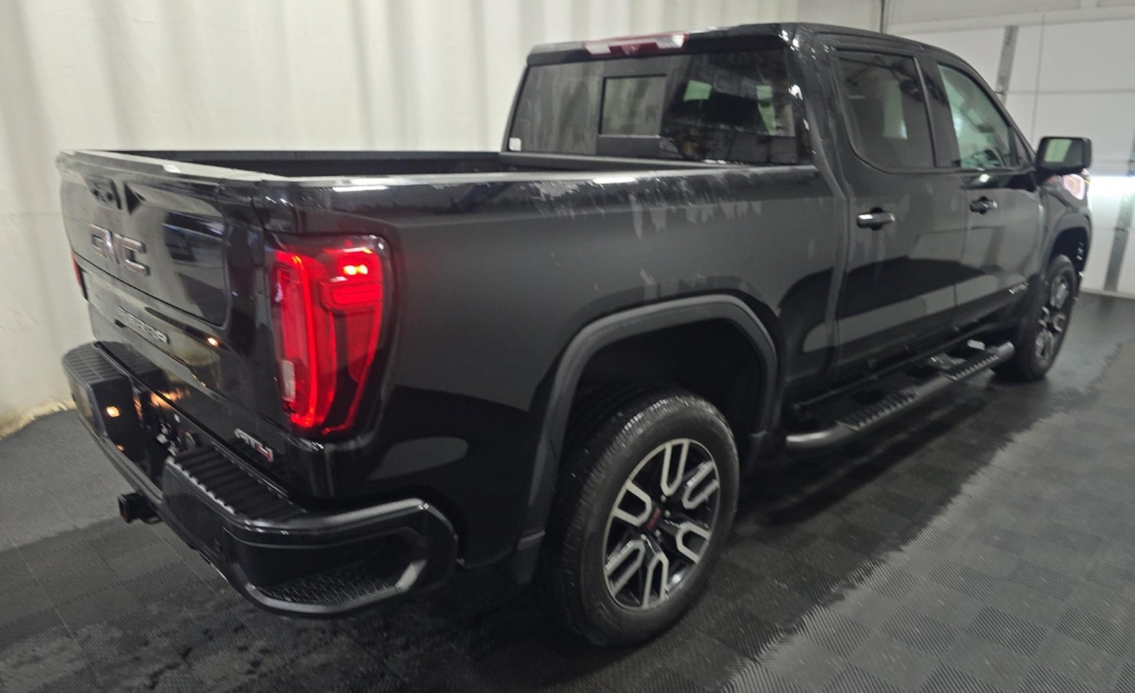 2022 GMC Sierra 1500 AT4, 39808, Photo