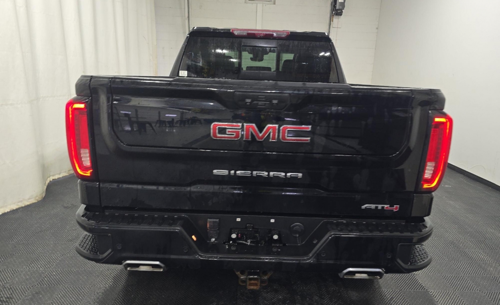 2022 GMC Sierra 1500 AT4, 39808, Photo
