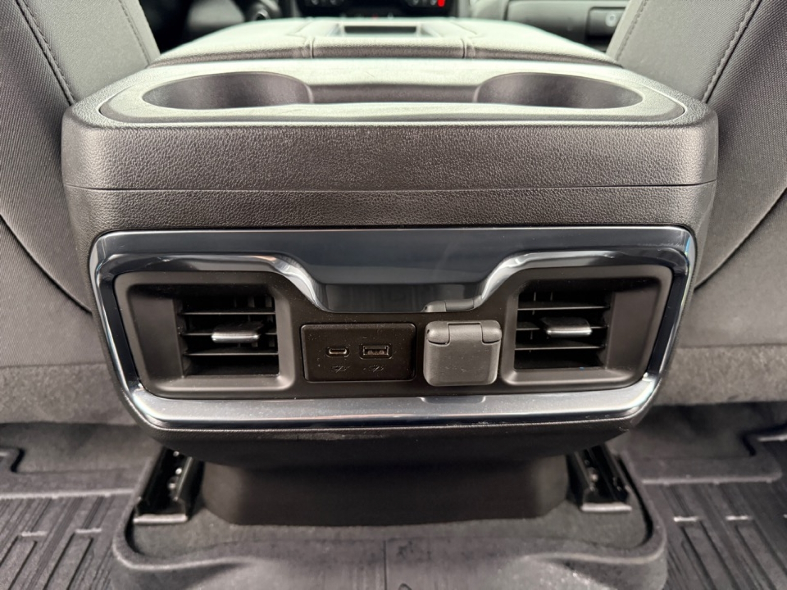 2022 GMC Sierra 1500 Limited 4WD Double Cab Standard Box Elevation, 39188, Photo