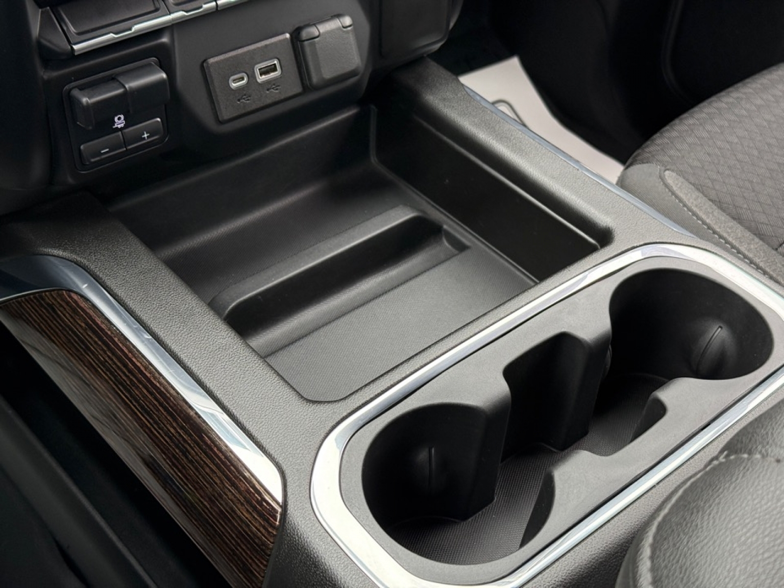 2022 GMC Sierra 1500 Limited 4WD Double Cab Standard Box Elevation, 39188, Photo