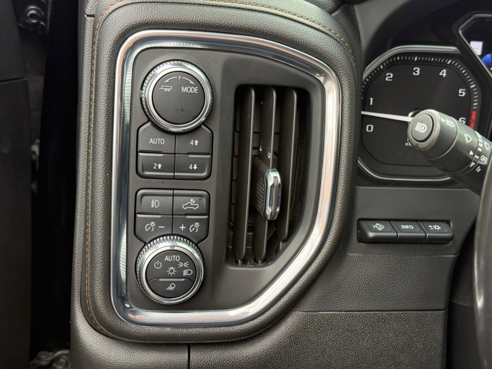 2022 GMC Sierra 1500 Limited AT4, 39565, Photo