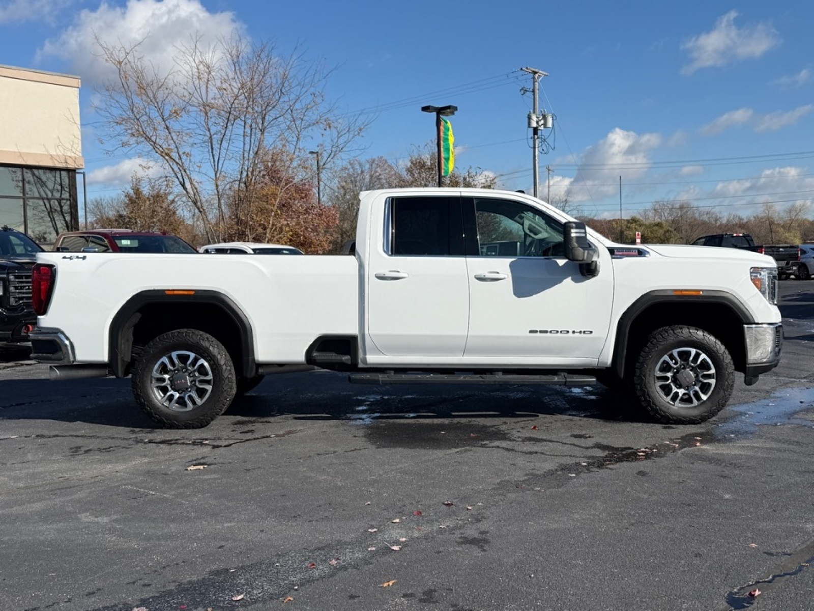 2022 GMC Sierra 2500HD 4WD Double Cab Standard Bed SLE, 38730, Photo