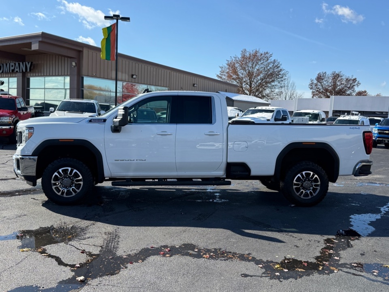 2022 GMC Sierra 2500HD 4WD Double Cab Standard Bed SLE, 38730, Photo