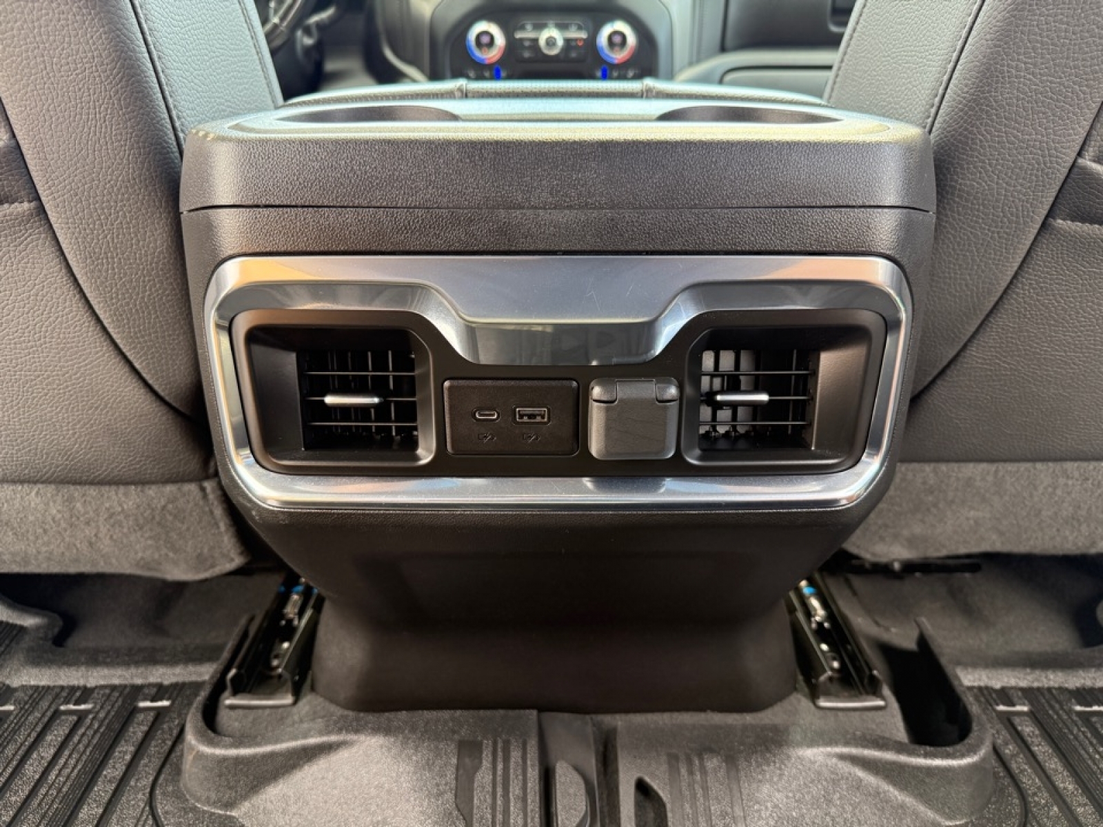 2022 GMC Sierra 2500HD 4WD Crew Cab Standard Bed Denali, 38868, Photo