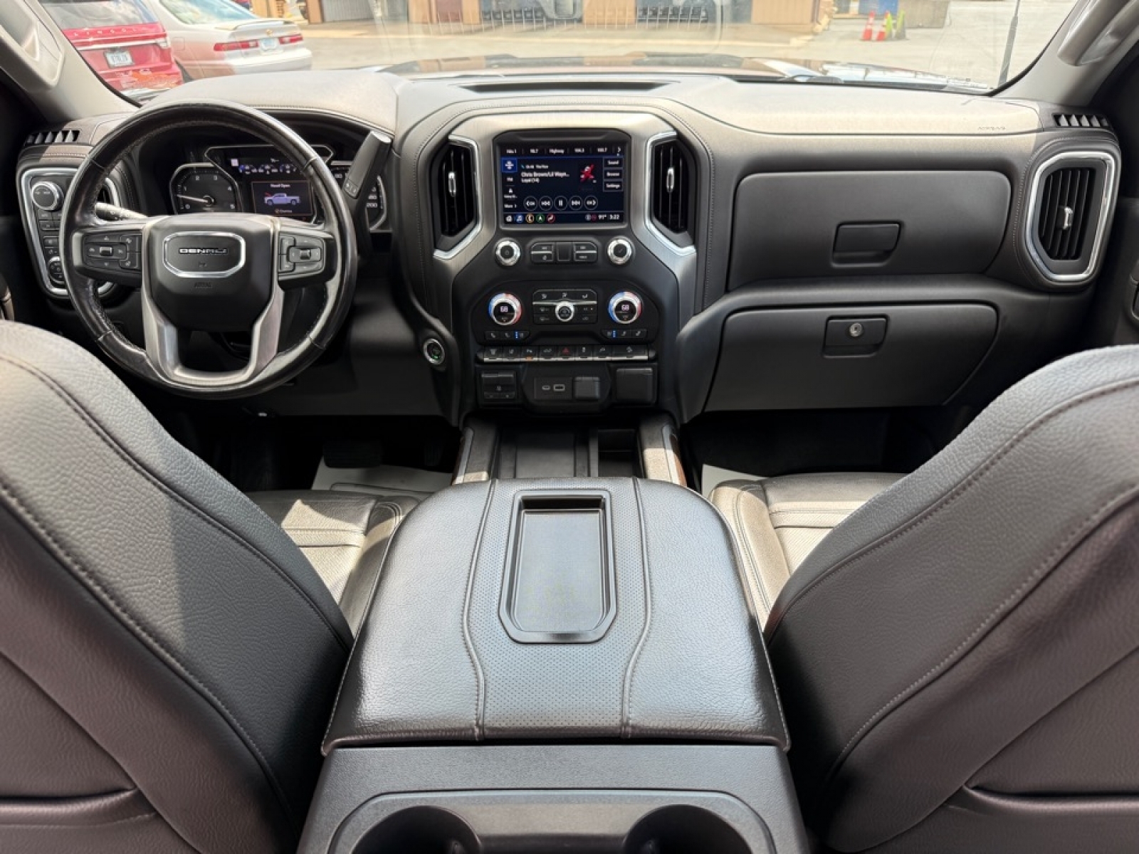 2022 GMC Sierra 2500HD 4WD Crew Cab Standard Bed Denali, 38868, Photo